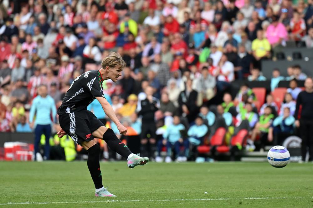 封神！穆帅1句话救2200万欧废柴，3场3球打脸全世界？